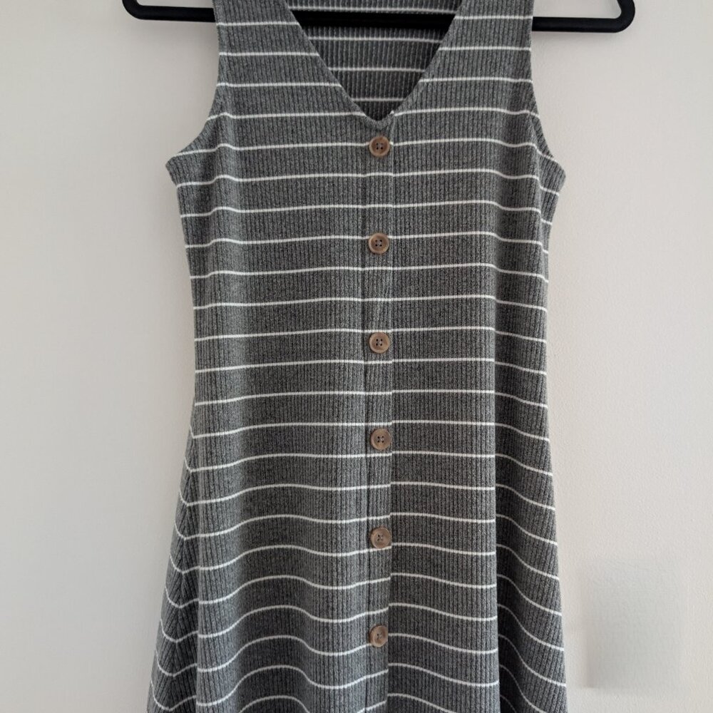 3/$30 Long button down striped dress - Picture 4 of 8